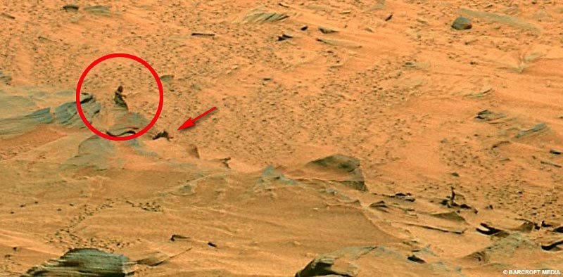 Фото сделанные на Марсе. 3 штуки.